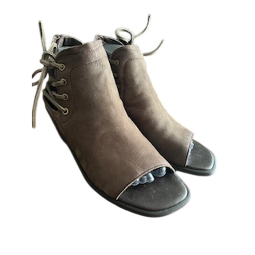 OTBT Women's sz 8M Prairie peep-toe ankle boot